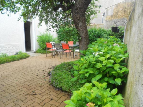 Hotels in Airvault